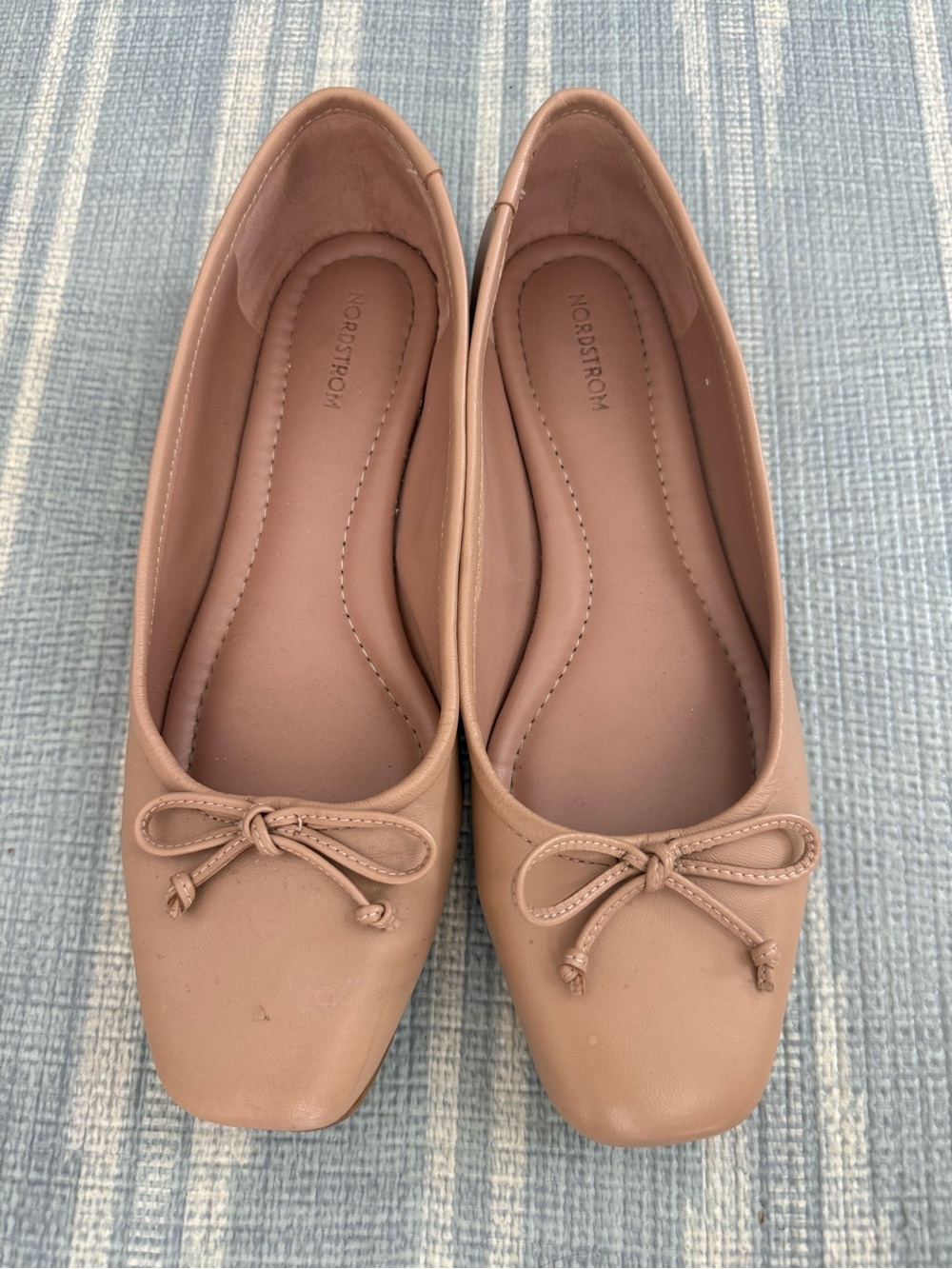 Nordstrom Nude/Pink Square-Toe Ballet Flats with Bow